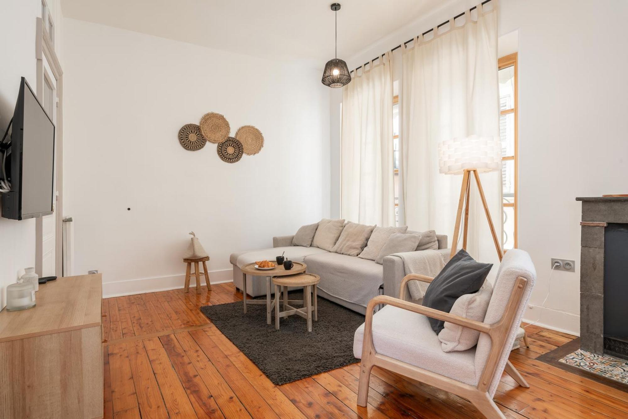 Appartement spacieux et chaleureux coeur de ville Chambéry Extérieur photo