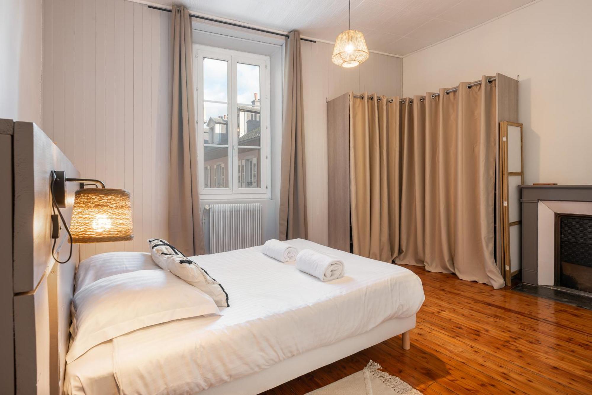 Appartement spacieux et chaleureux coeur de ville Chambéry Extérieur photo